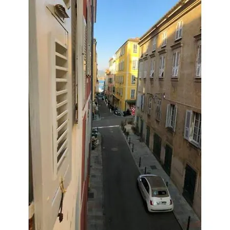 Joli Studio En Plein Ajaccio Lejlighed